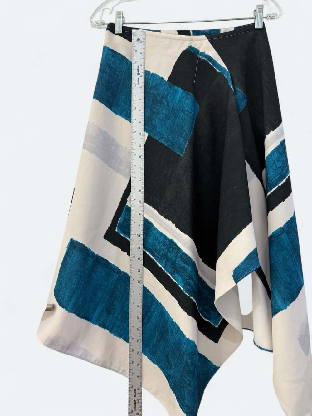 Natori Art Moderna Skirt Sz 2 - Picture 13 of 15